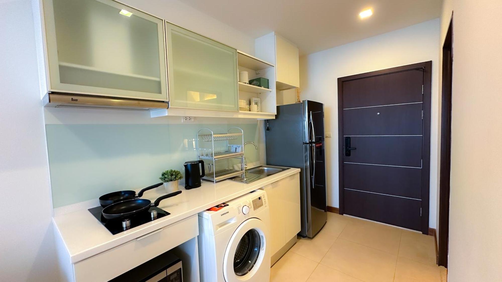The Astra Chang Khlan Chiang Mai Extérieur photo
