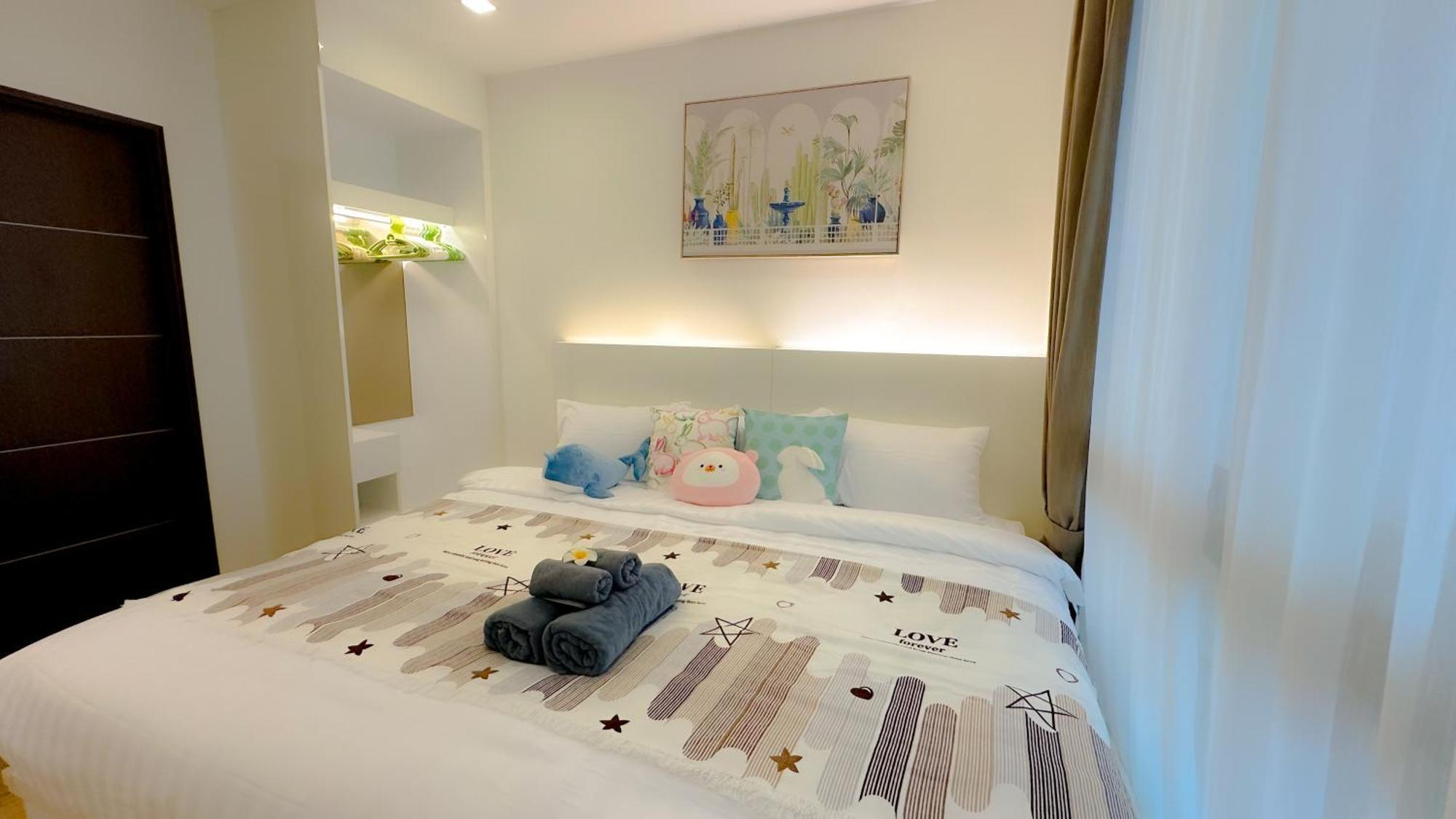 The Astra Chang Khlan Chiang Mai Extérieur photo